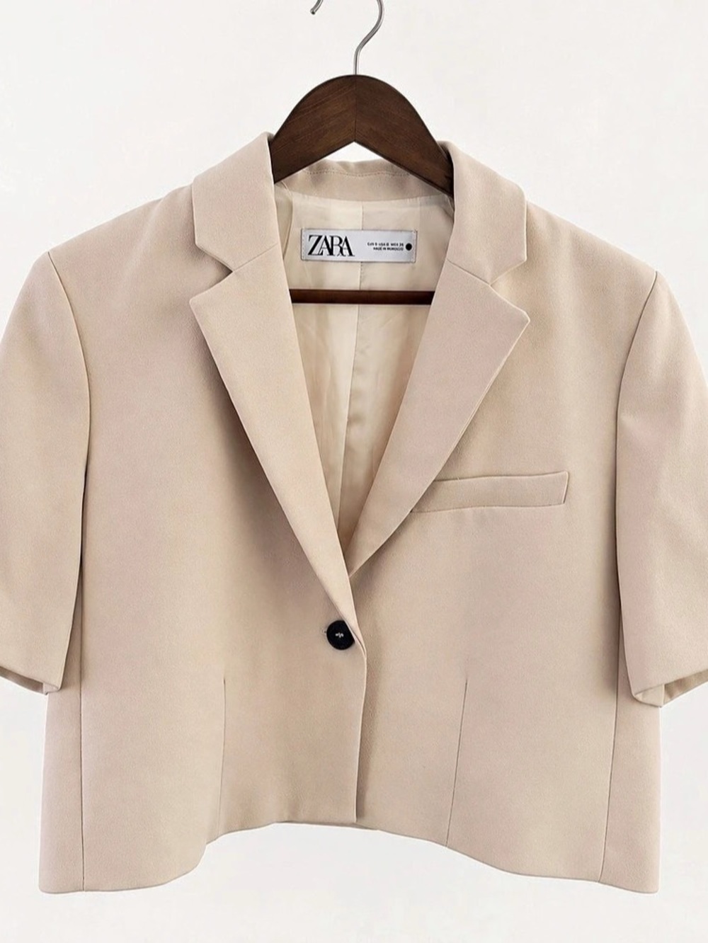 Zara Short Sleeve Cropped Blazer Beige